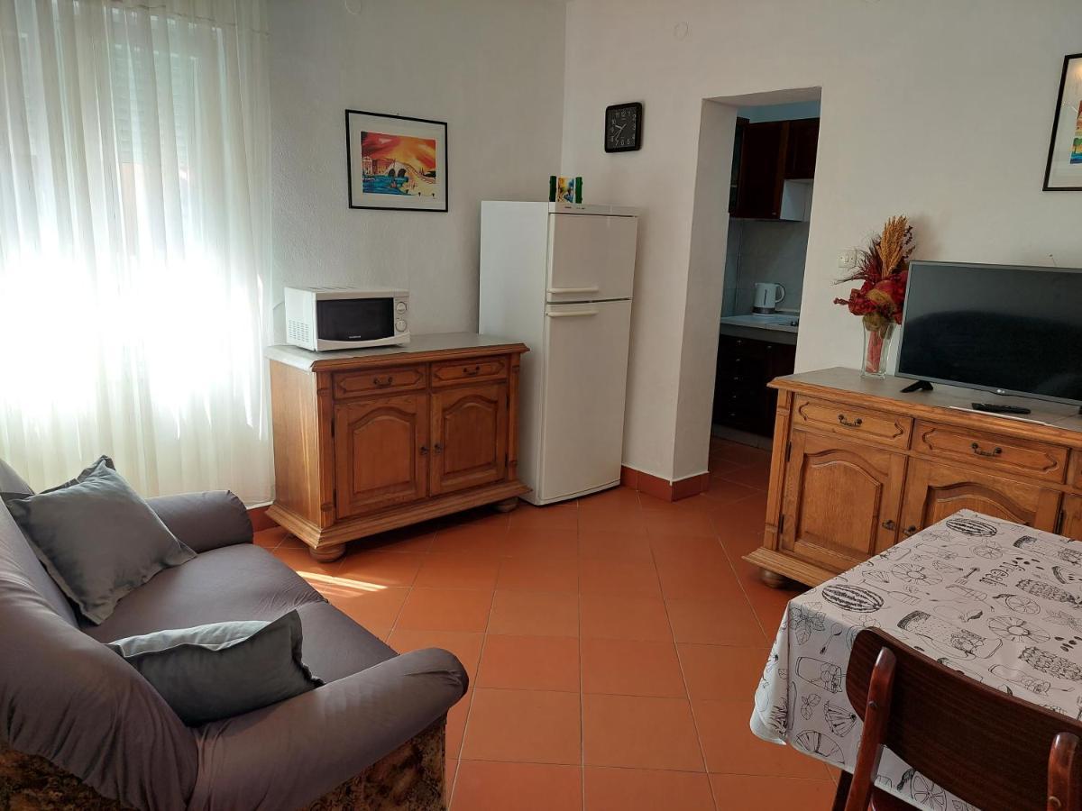 Apartment Eli Паг Экстерьер фото